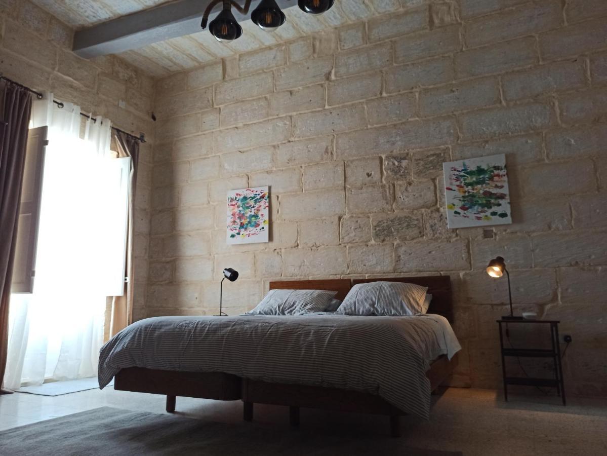 Beautiful Studio Apartment In Qormi Malta Exterior foto